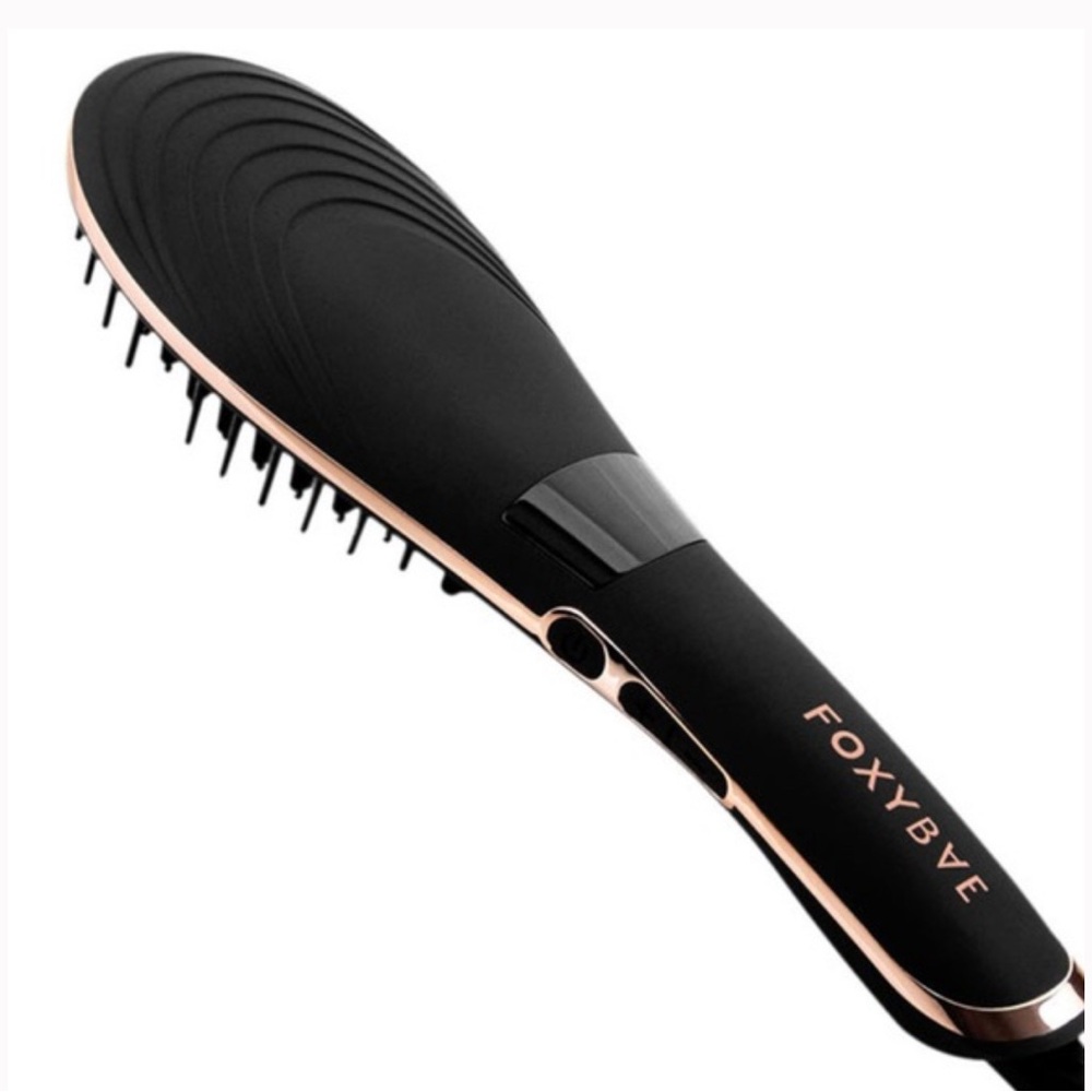 FoxyBae Black and Gold Hair Straightening Brush